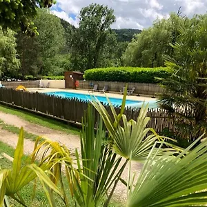 Camping Les Berges Du Doux, Colombier-le-Vieux